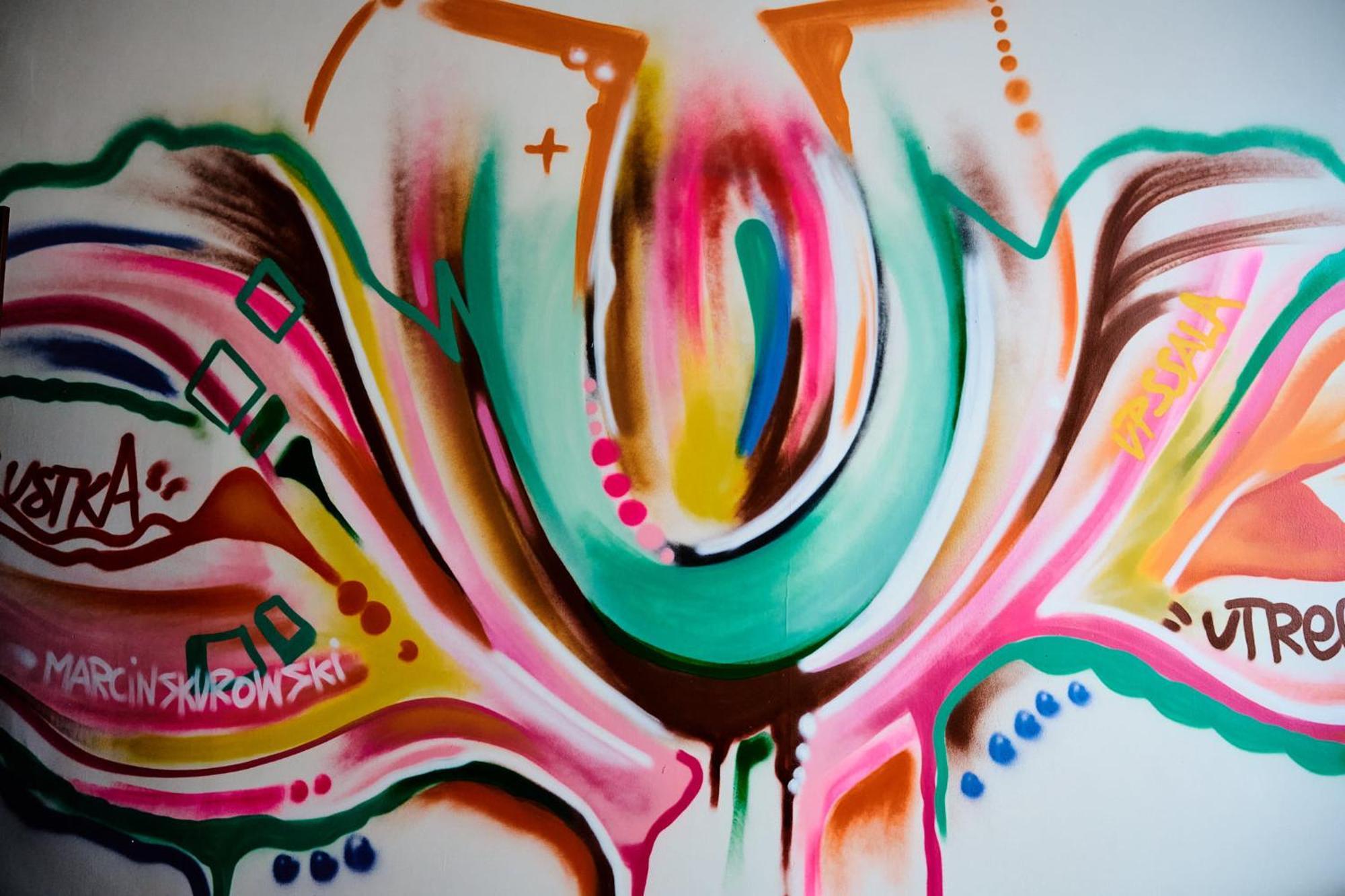 Hostel Graffiti Krakow Luaran gambar